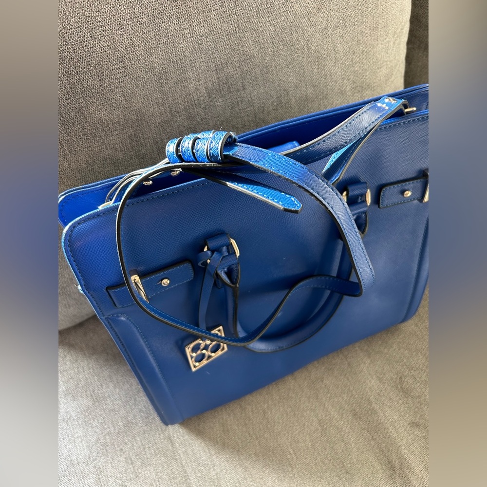 Faux leather bag/laptop bag/small women’s work bag